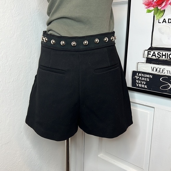 Red Valentino Black Studded Waist Shorts Size 44/6US - Picture 5 of 9